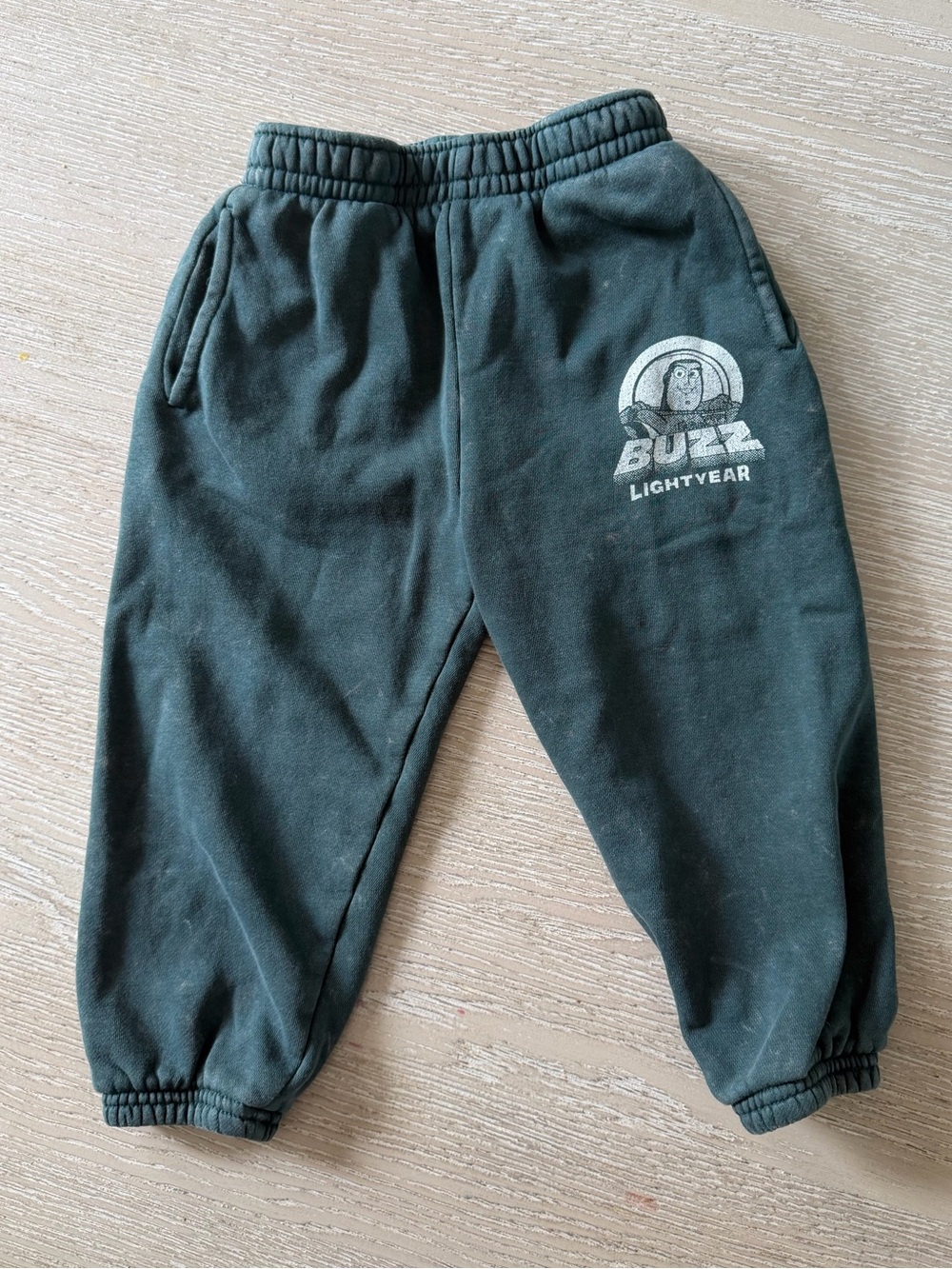 Gap Toddler Pixar Buzz Lighthear Vintage Green sweatpants, 2T